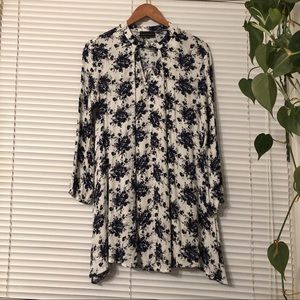 White with Blue Flower Patterned Tunic/Dress
